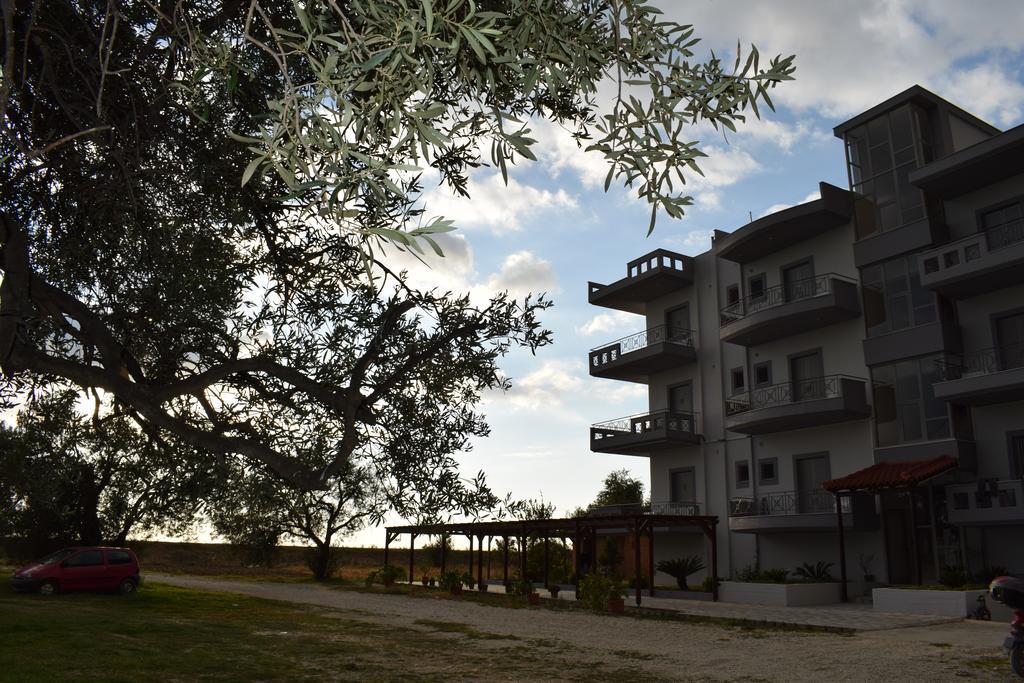Vila Hadhri Борш Экстерьер фото