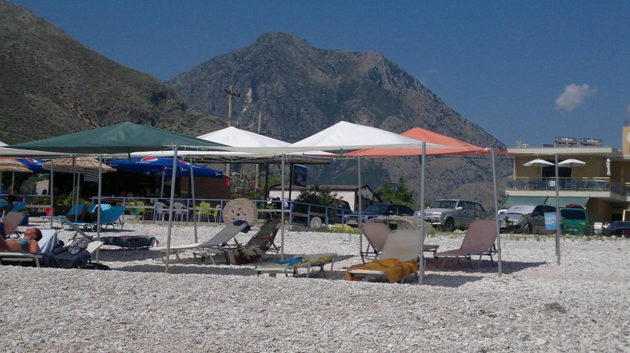 Vila Hadhri Борш Экстерьер фото