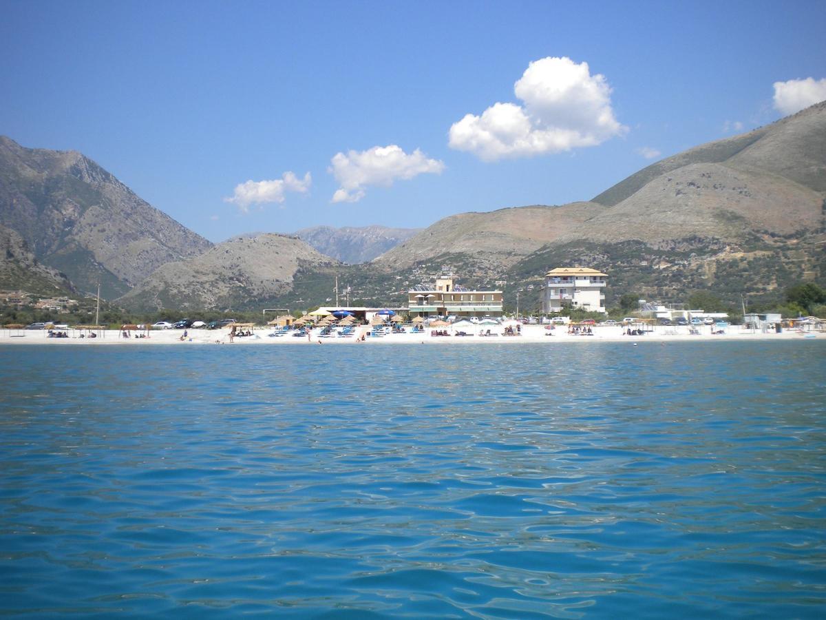 Vila Hadhri Борш Экстерьер фото