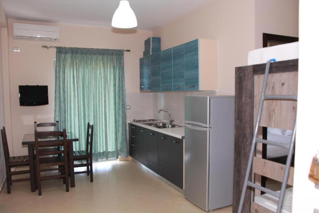 Vila Hadhri Борш Экстерьер фото
